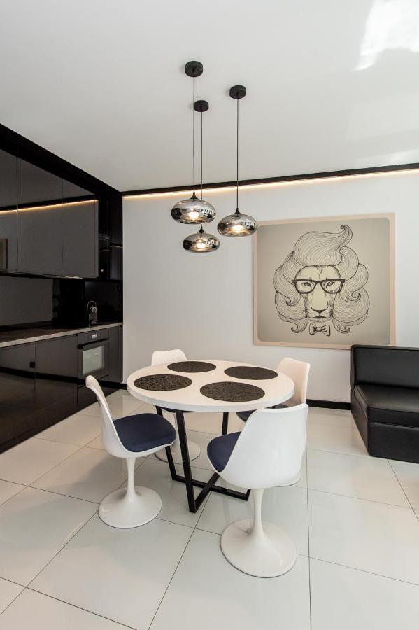 Super-Apartamenty Presidential Suite 포즈난 외부 사진